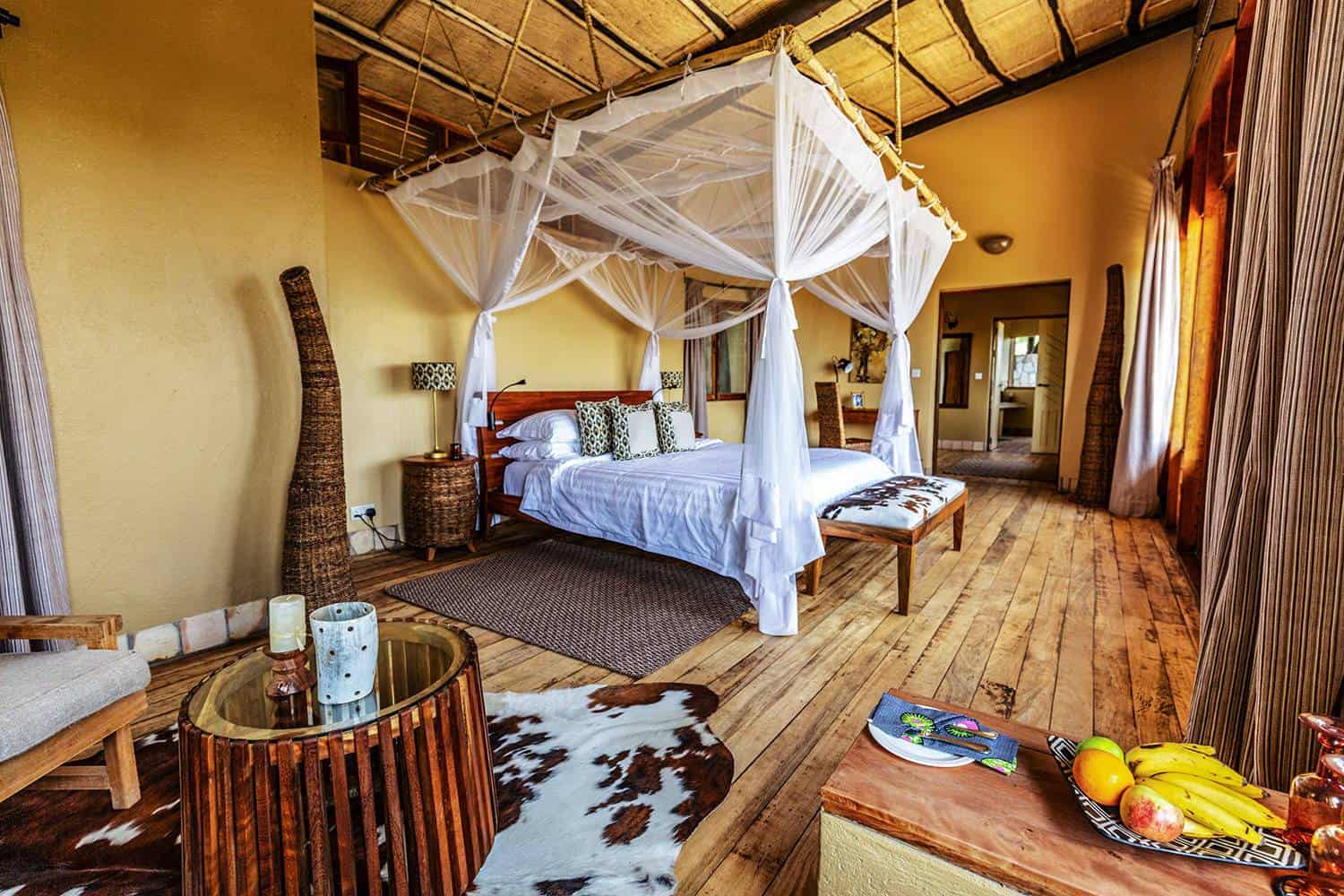 luxury lodges in queen elizabeth national park